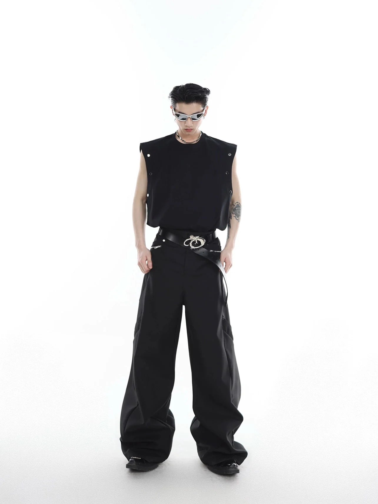 Men's Streetwear Sporty Loose-Fit Tank Top with Metal Button Accents