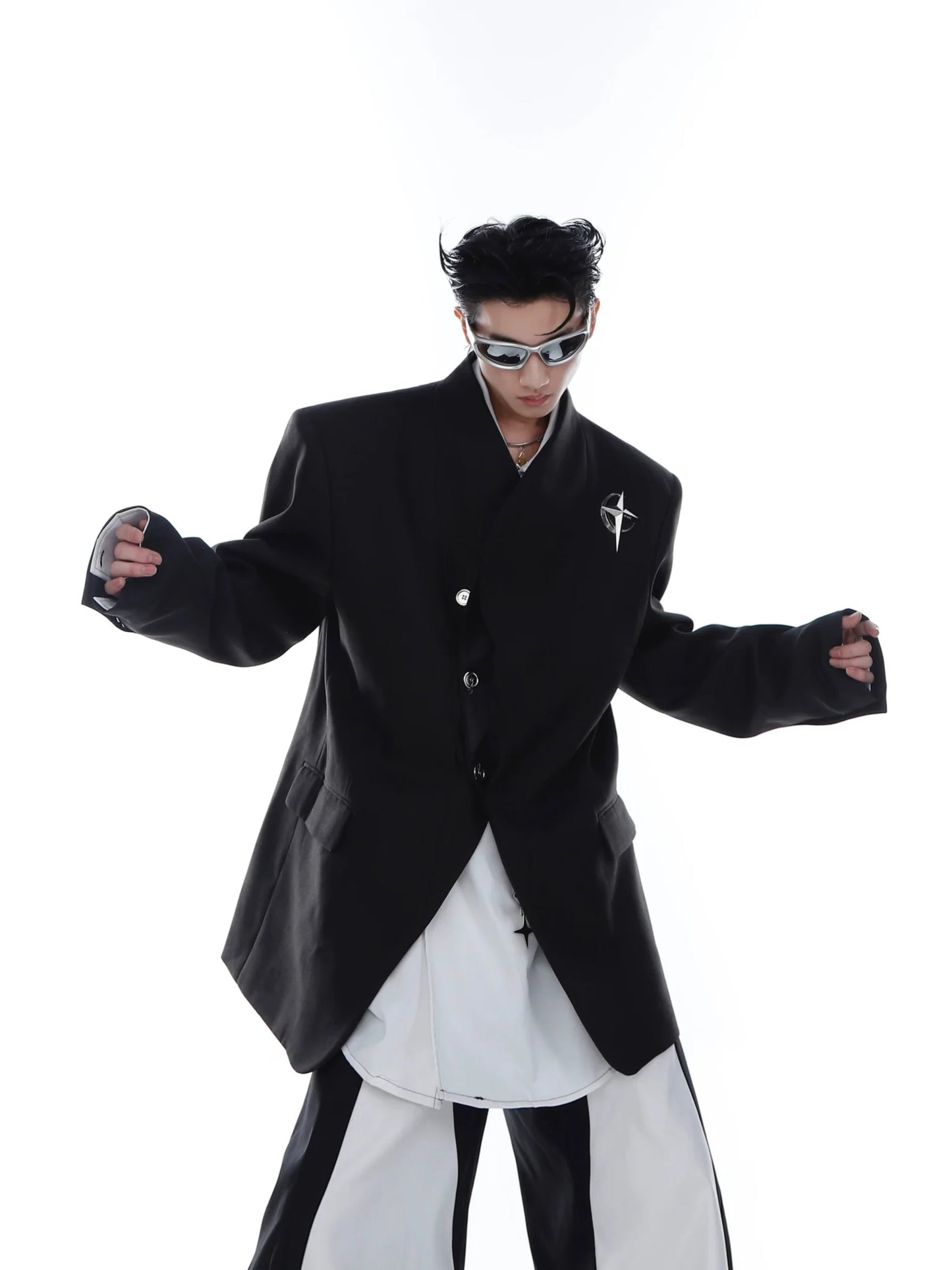 Metallic Detail Collarless Shoulder-Padded Blazer | Loose-Fit Jacket