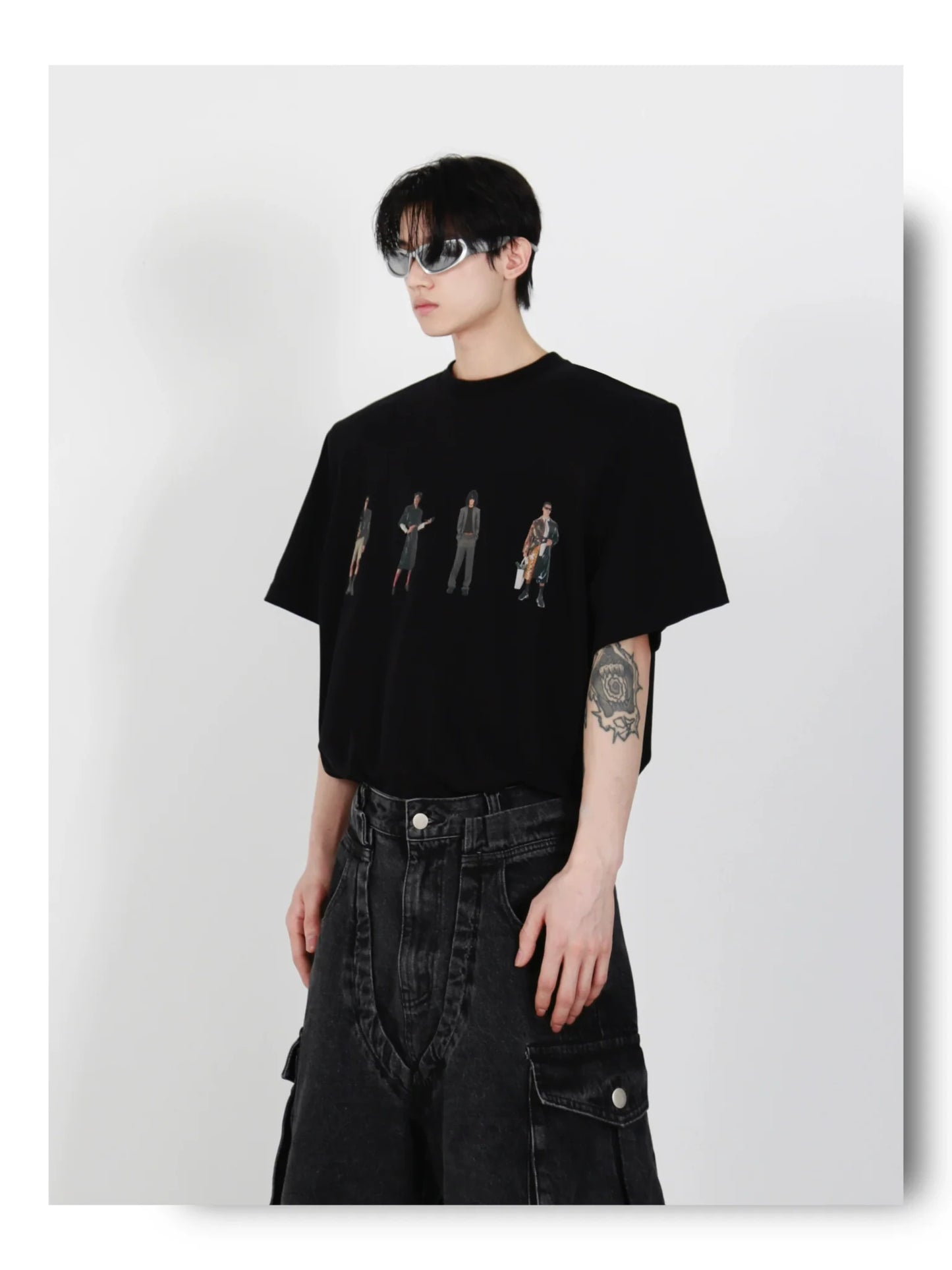 Minimalist Casual Cotton T-Shirt with Removable Shoulder Pads & Printed