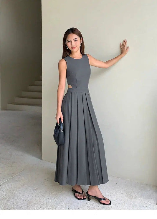 Neva Side Hollow Pleated Sleeveless Long Dress