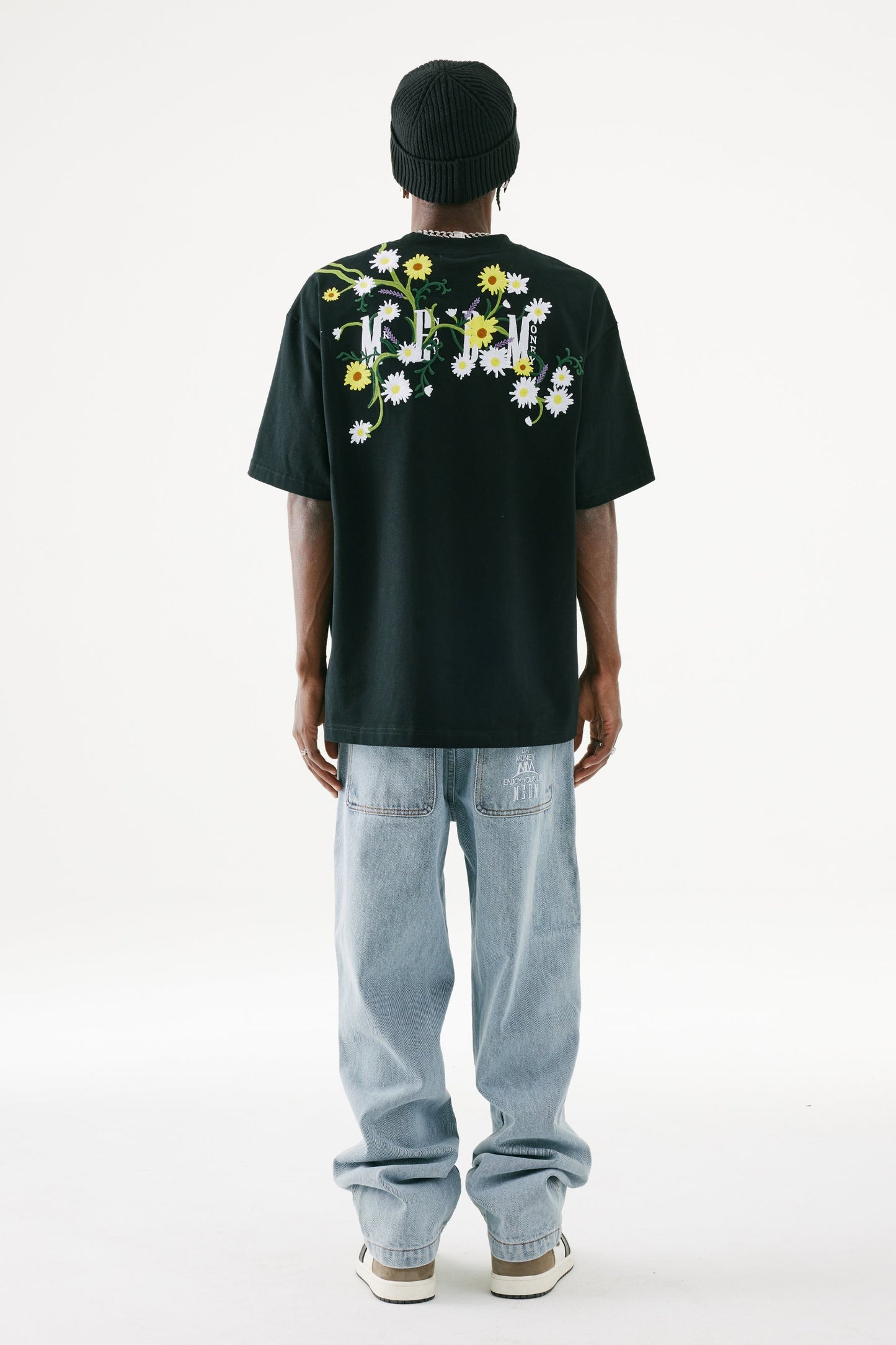MEDM 자수 플로럴 티셔츠