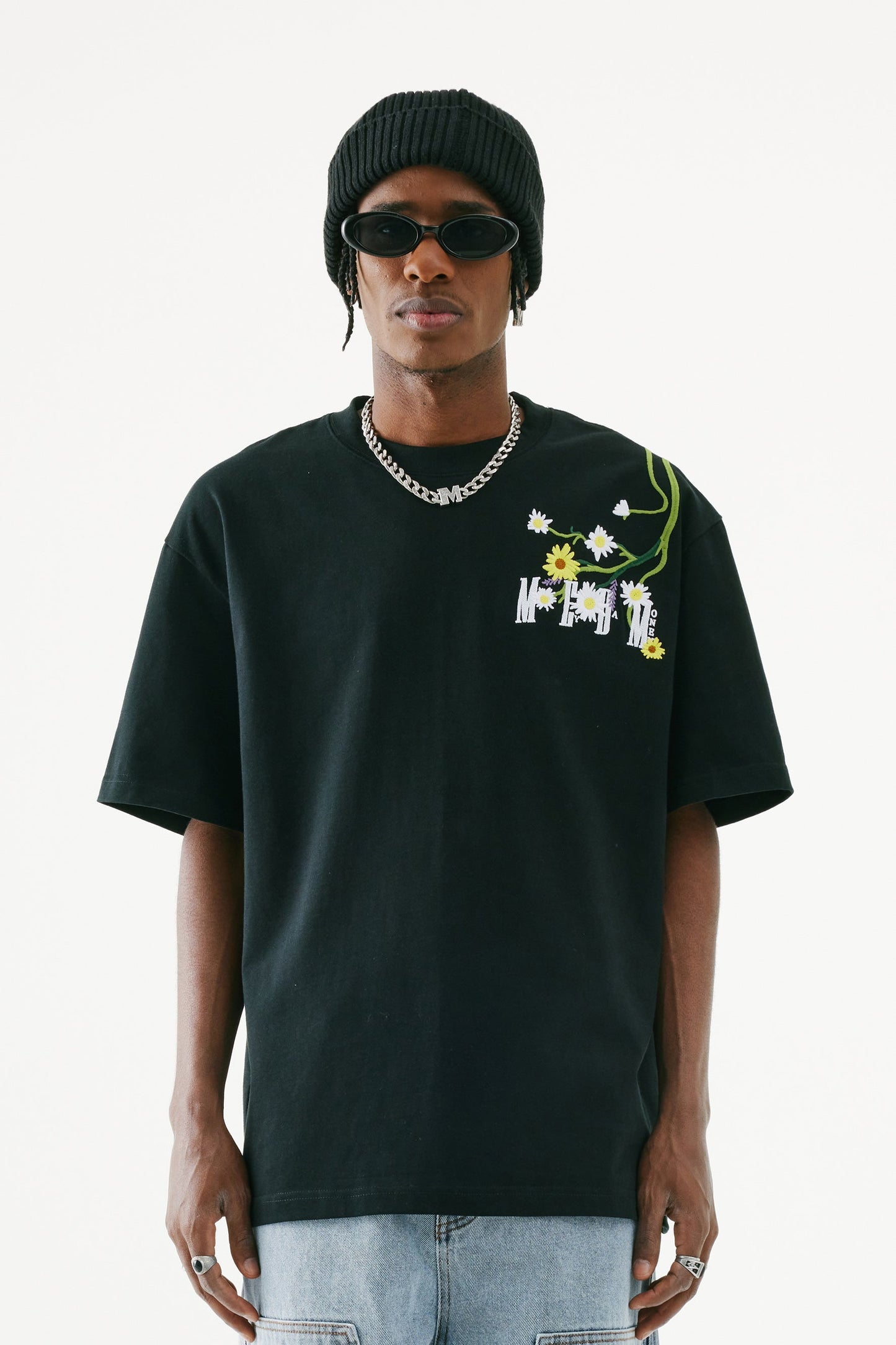 MEDM 자수 플로럴 티셔츠