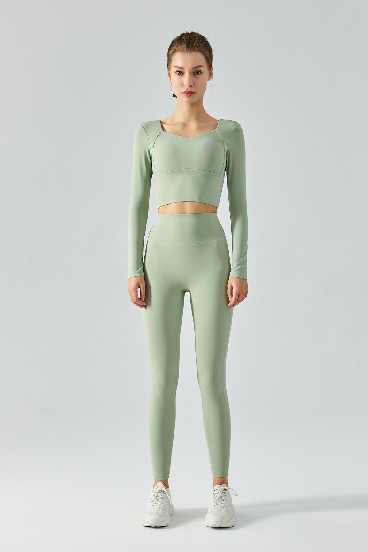 긴소매 오픈백 크롭 셔츠