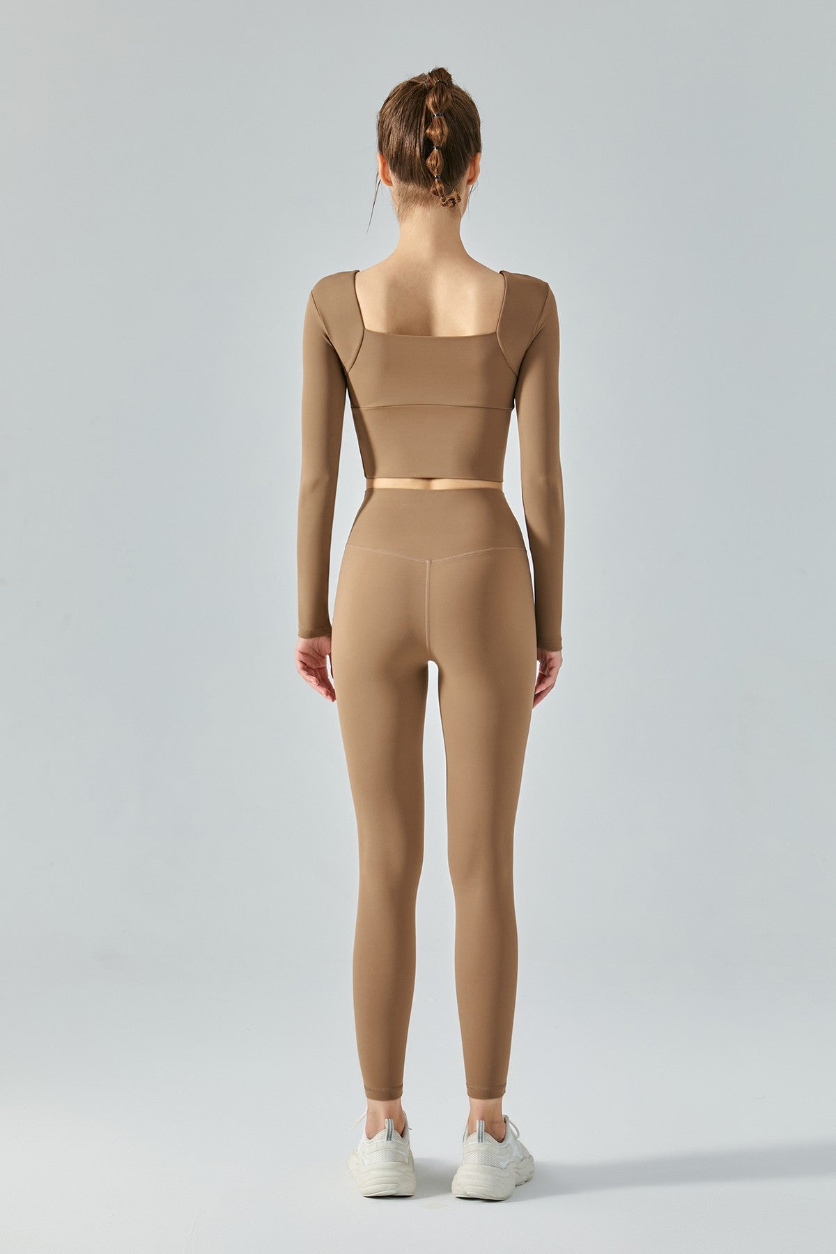 긴소매 오픈백 크롭 셔츠