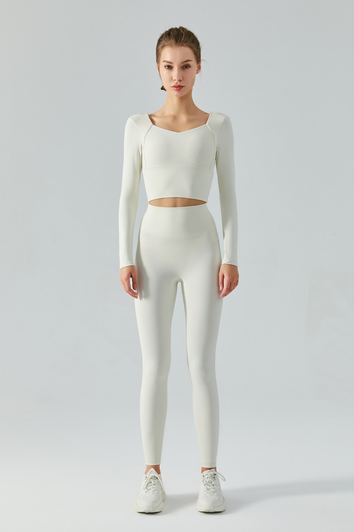 긴소매 오픈백 크롭 셔츠