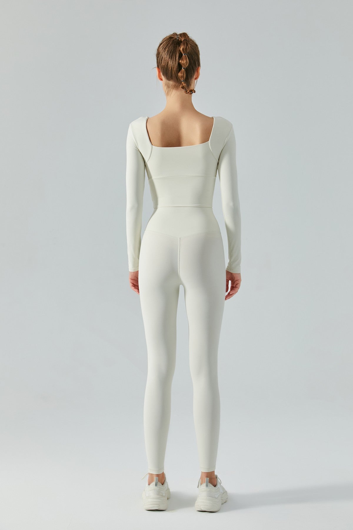 긴소매 오픈백 크롭 셔츠