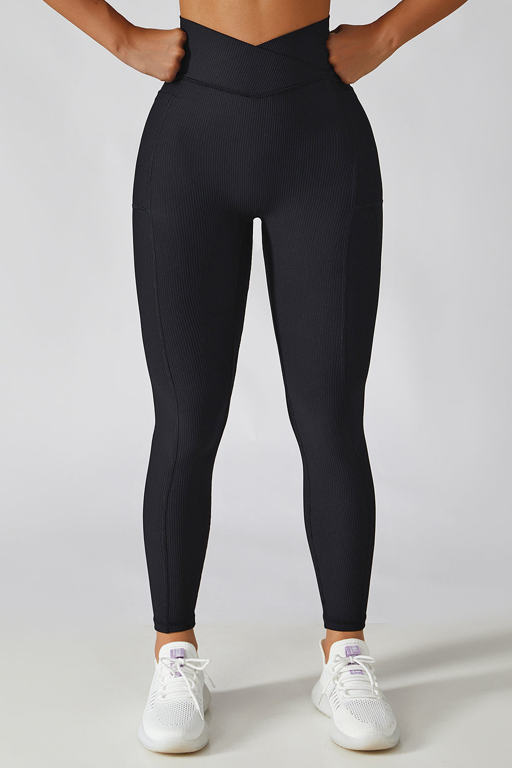 Ribbed V-Cross Leggings with Pockets