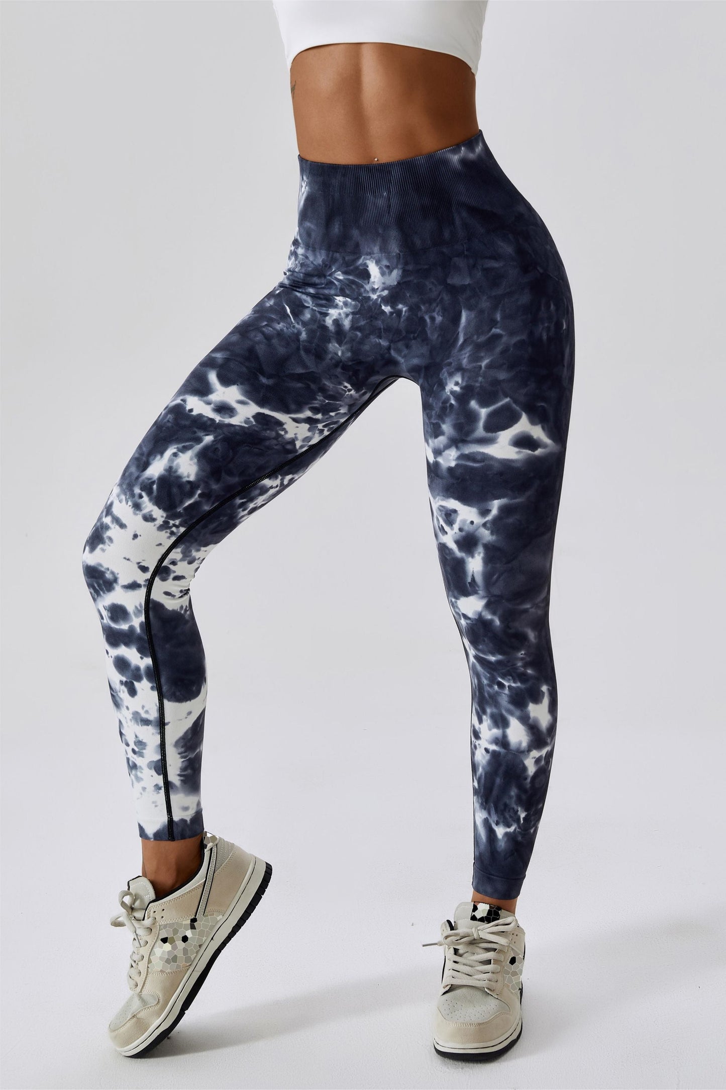 Seamless Tie Dye Scrunch Leggings