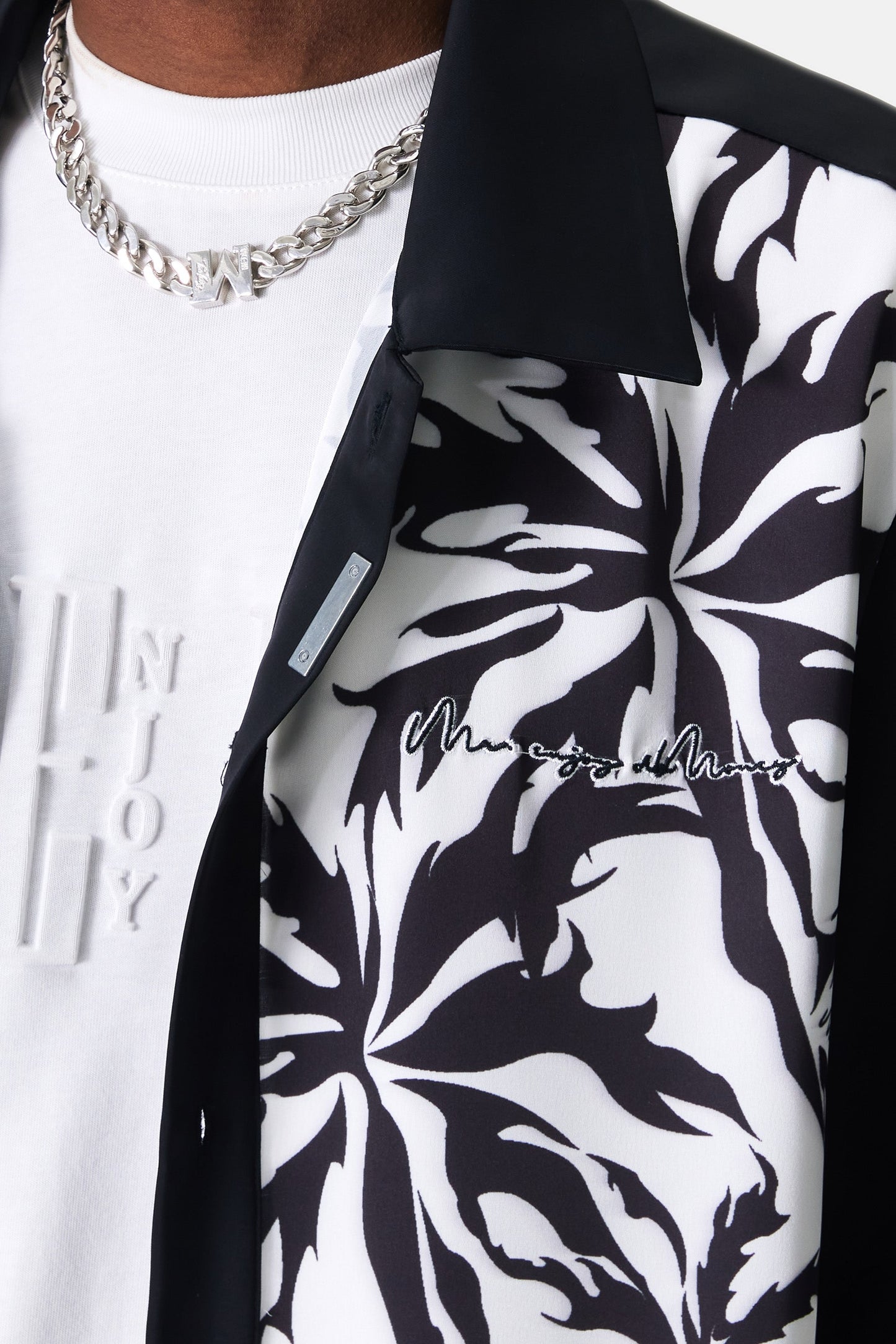 MEDM 트리 패턴 셔츠