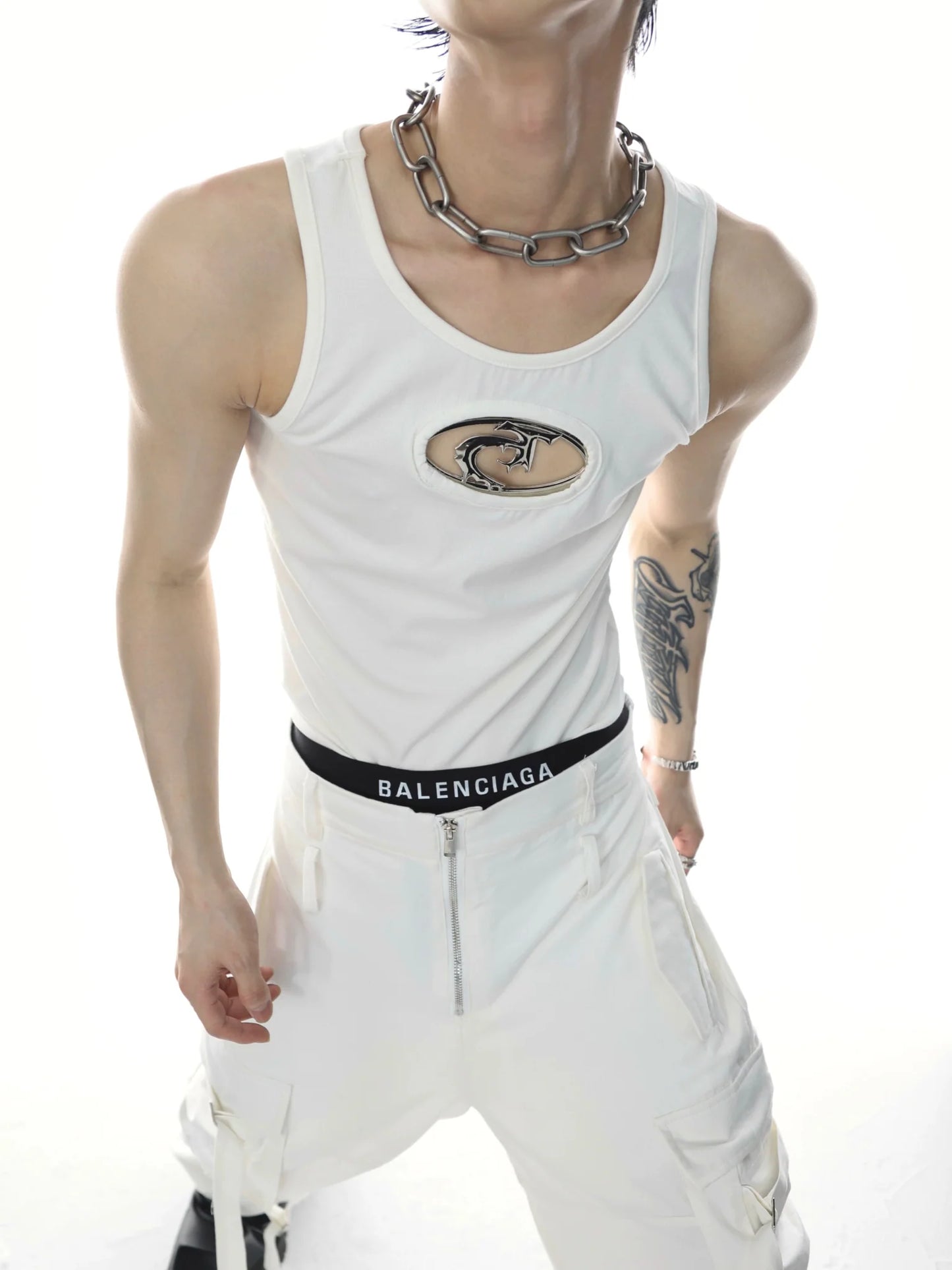 Sporty Slim-Fit Tank Top with Metallic Logo Cut-Out in Black & White