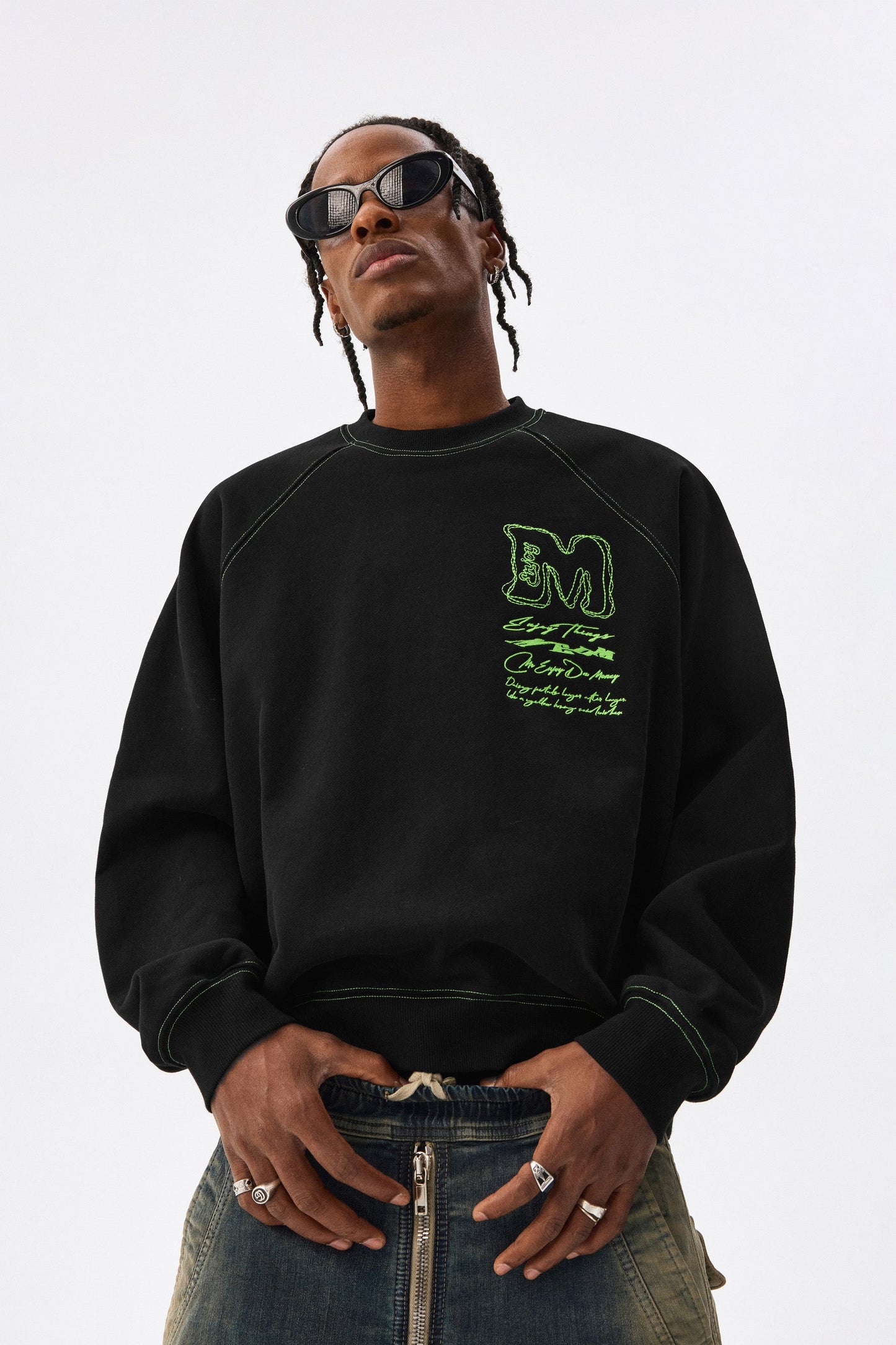 MEDM 래글런 스웨터