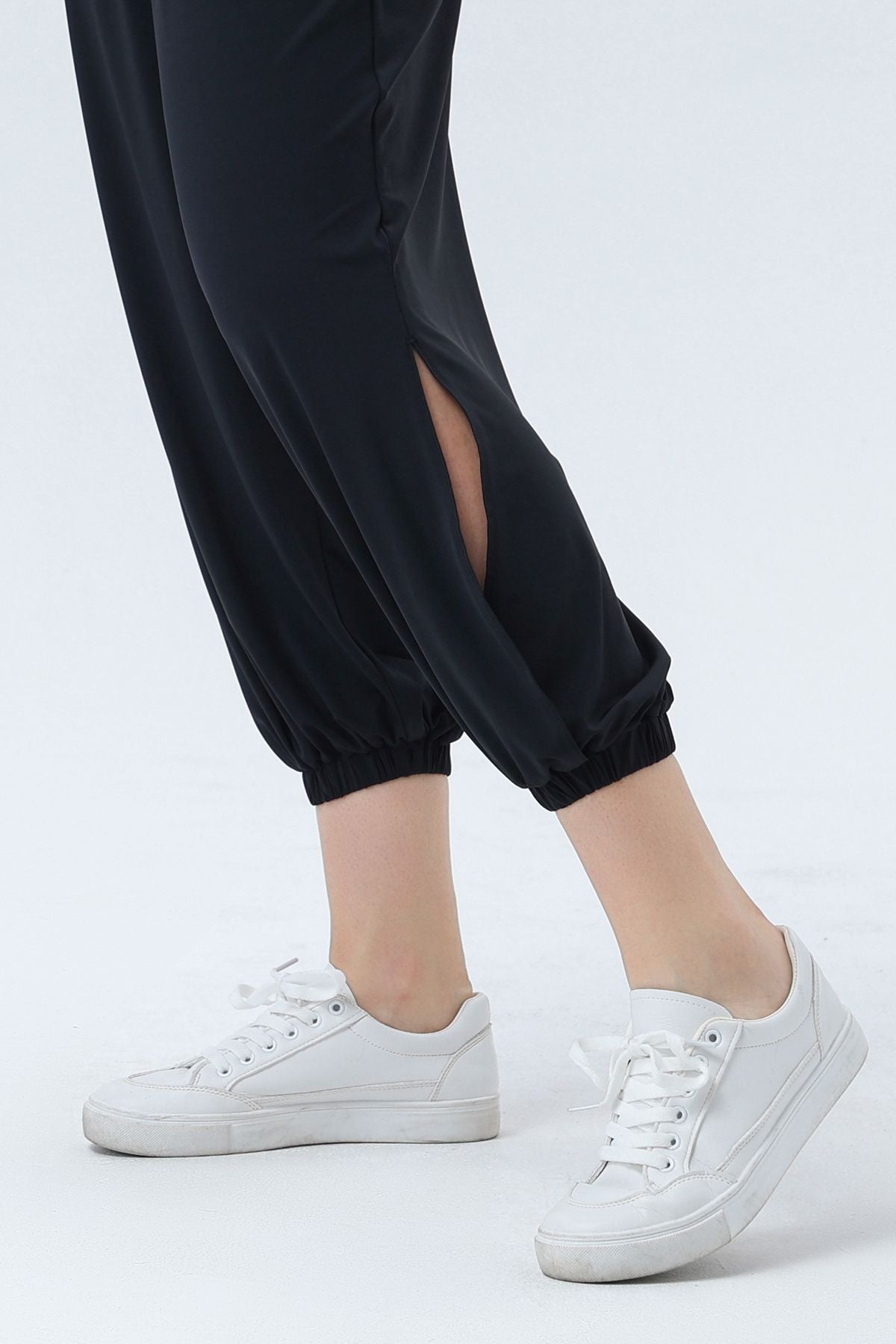 UPF 50+ Sun Protection Cropped Tapered Pants