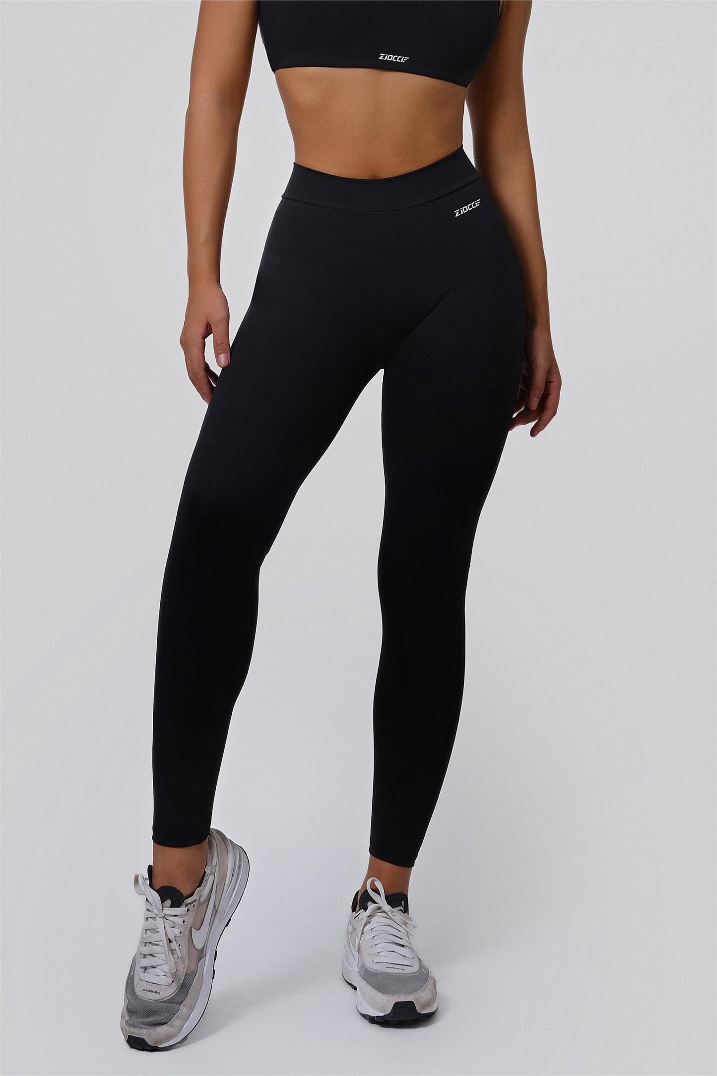 V-Back Scrunch Leggings