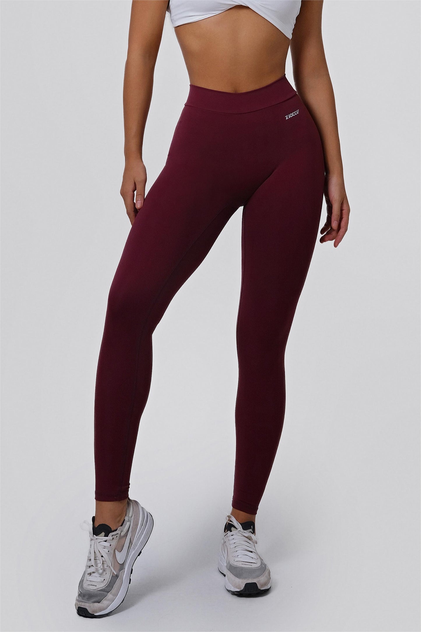 V-Back Scrunch Leggings