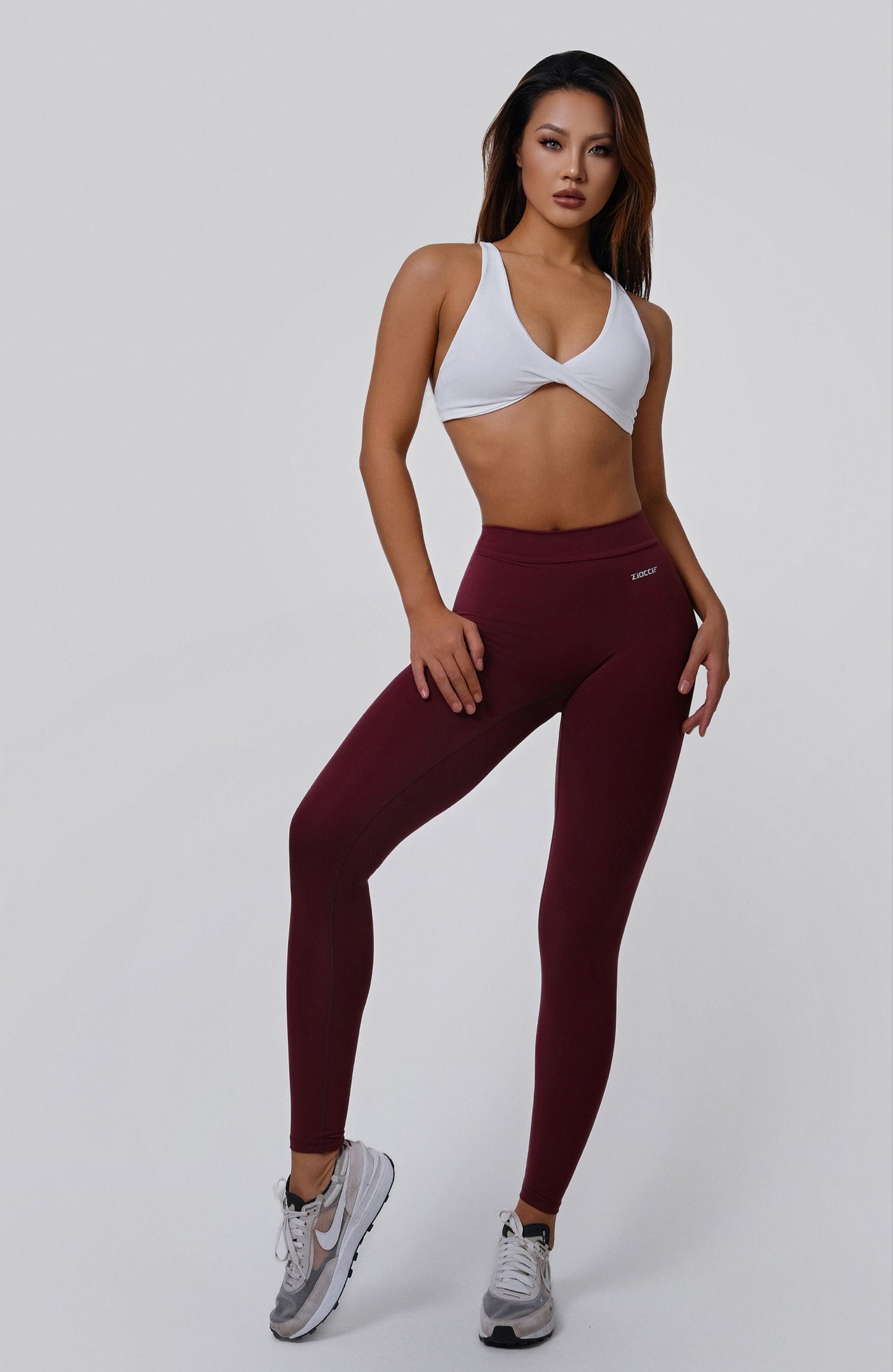 V-Back Scrunch Leggings