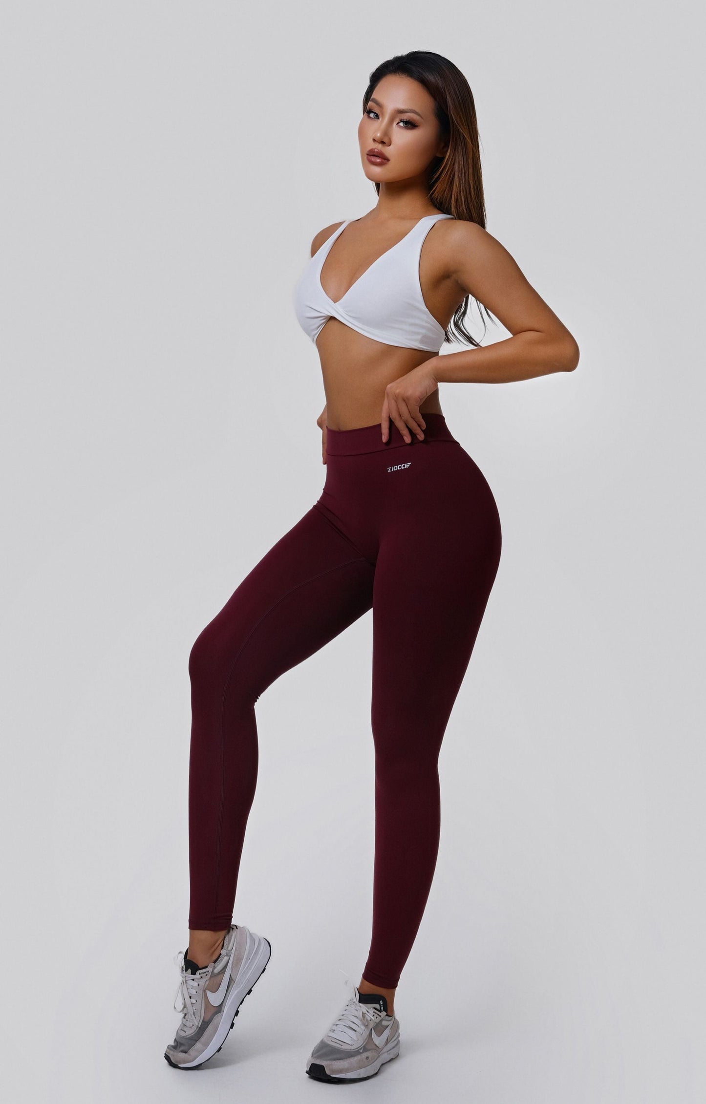 V-Back Scrunch Leggings