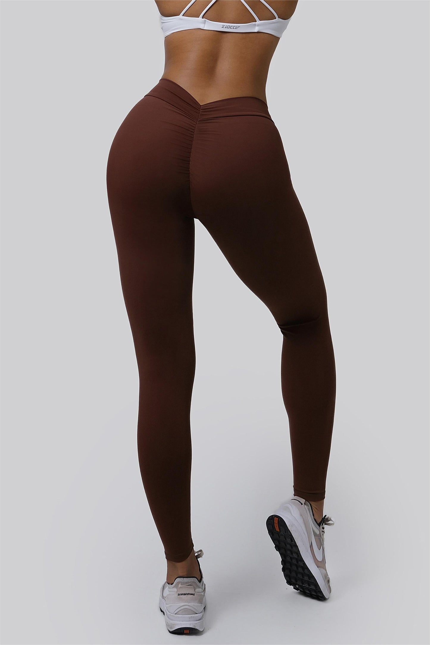 V-Back Scrunch Leggings