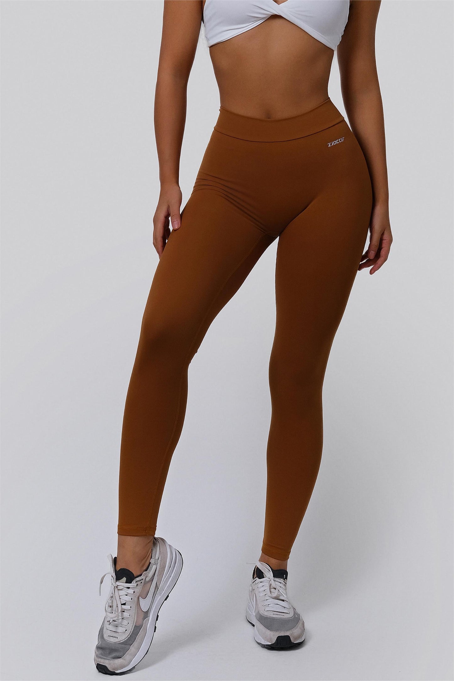 V-Back Scrunch Leggings