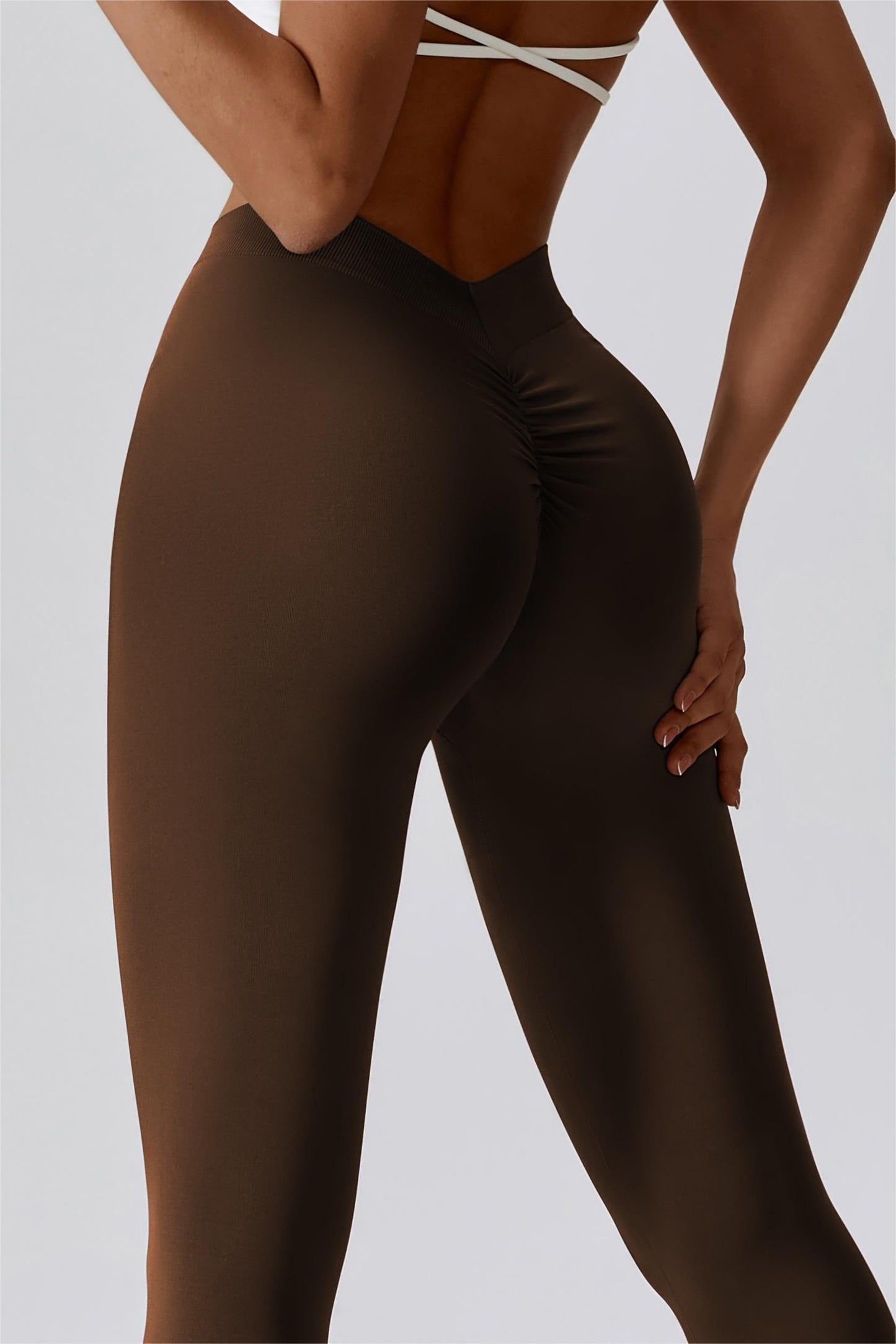 V-Back Seamless Scrunch Butt Leggings