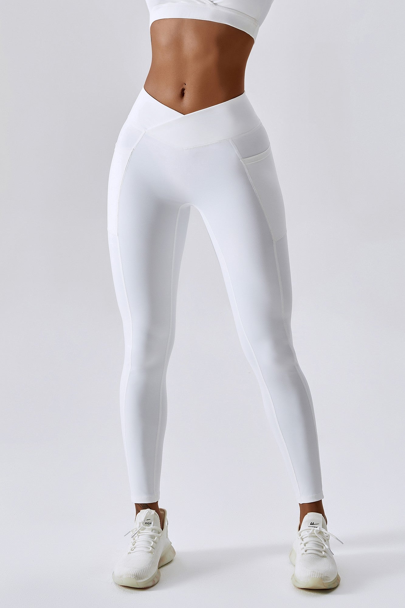 V-Waist Butt-Sculpting Leggings