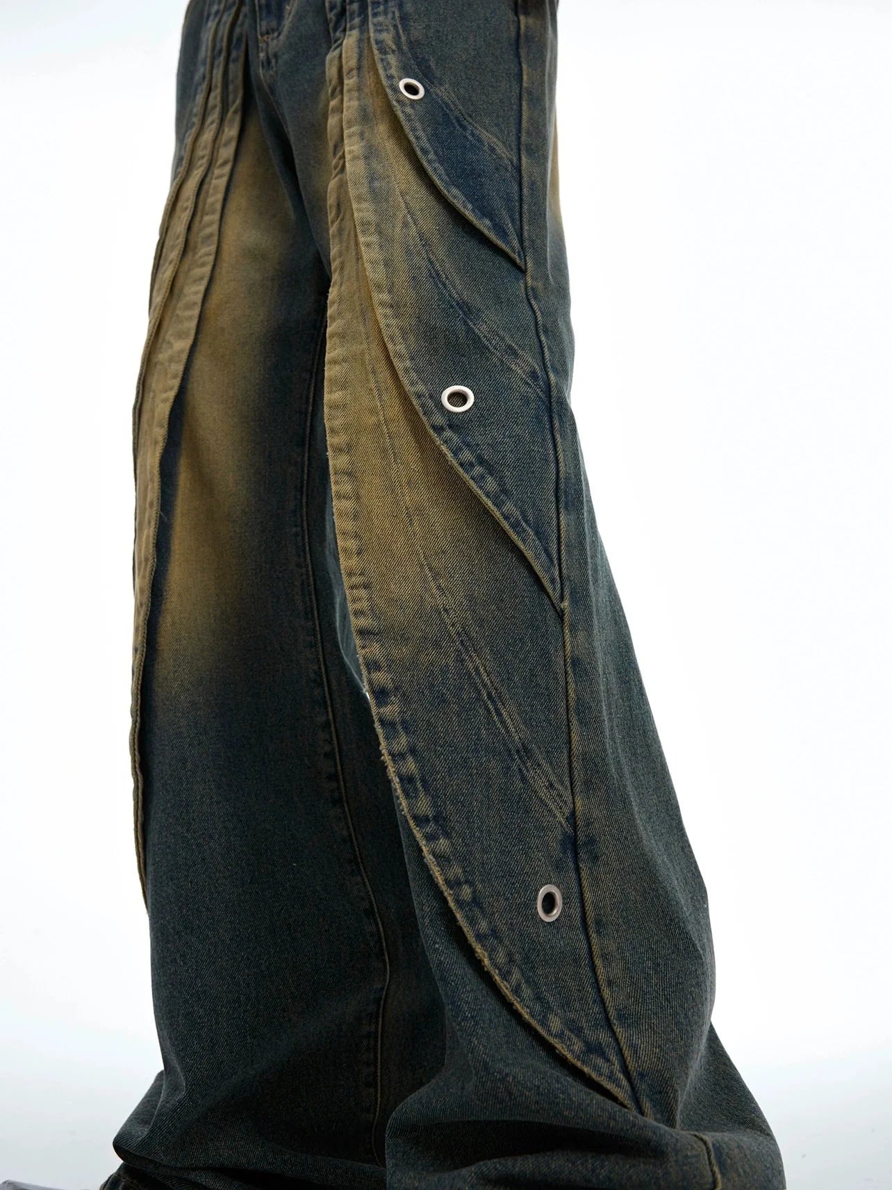 Vintage Washed Pleated Denim Pants with Metal Ring Design