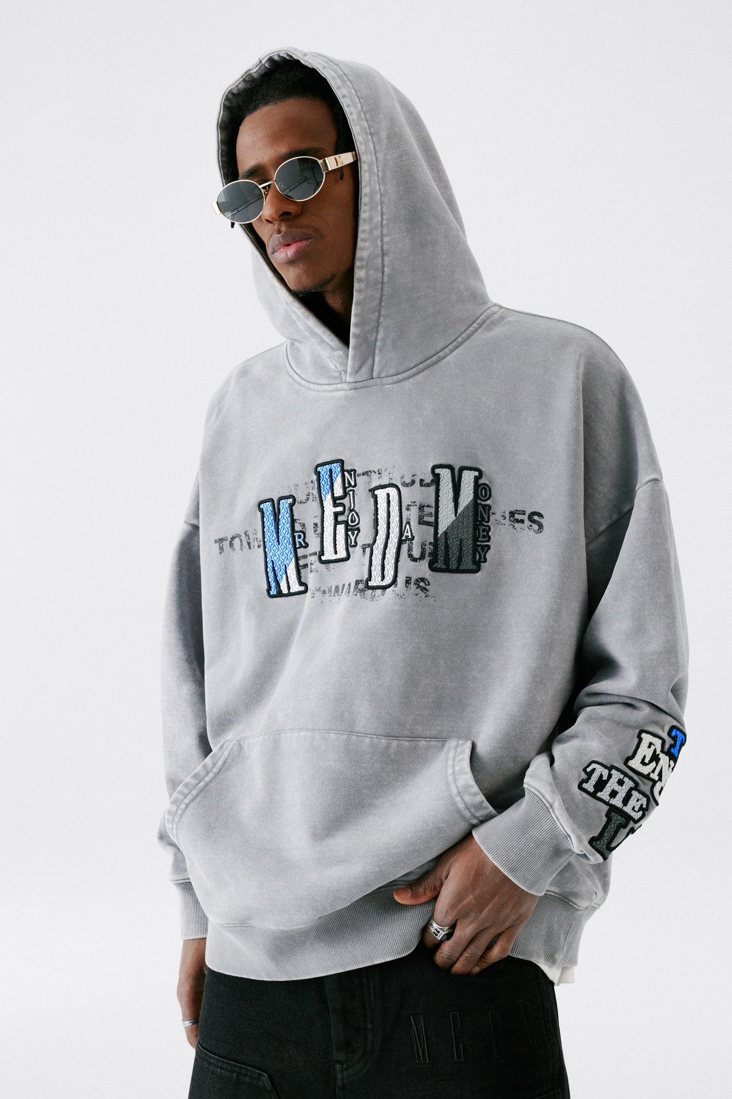 MEDM 자수 로고 후디