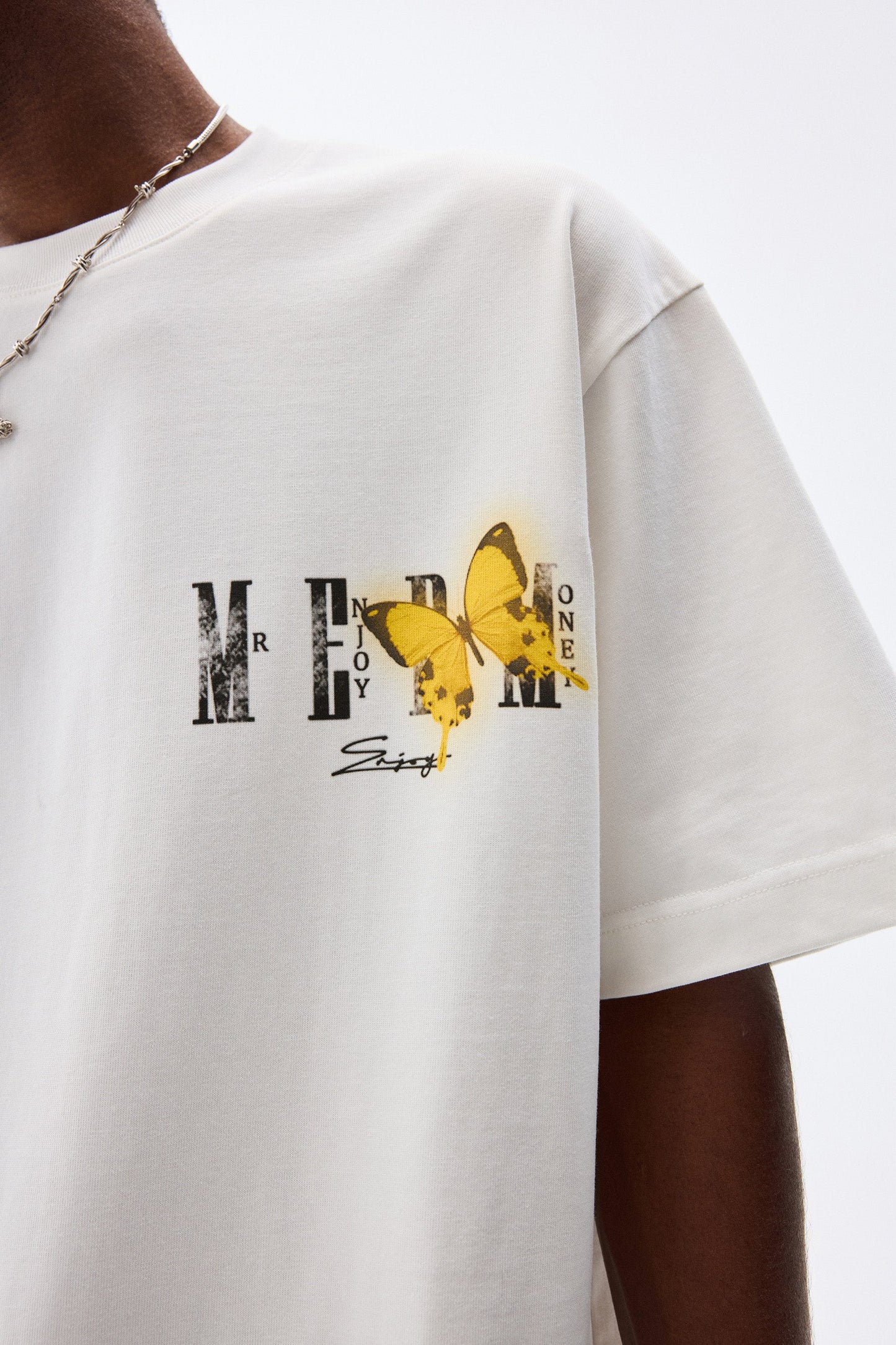 MEDM 버터플라이 티셔츠