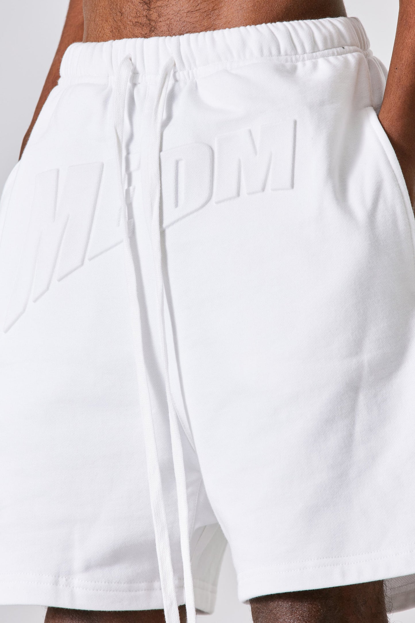 MEDM 엠보싱 쇼츠 