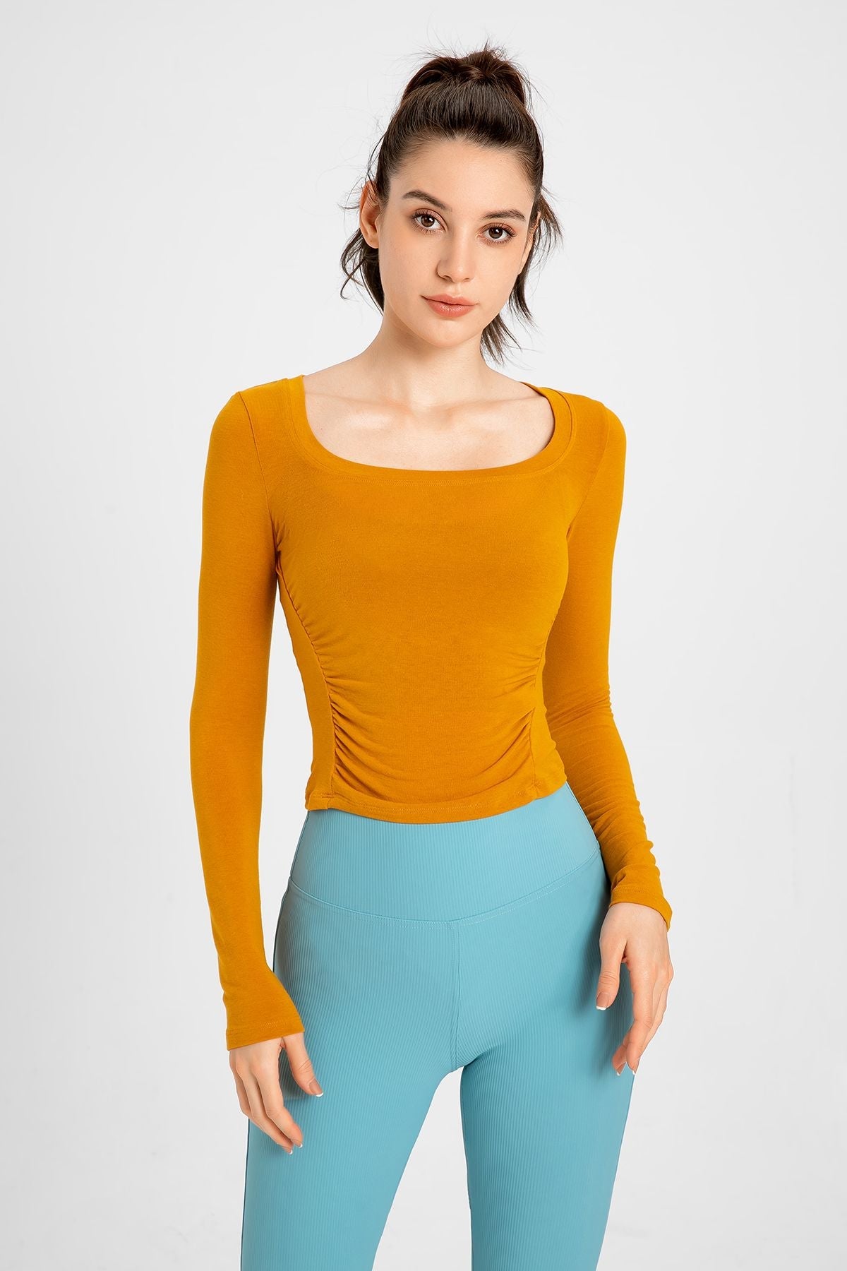 Side Ruched Long Sleeve Crop Top