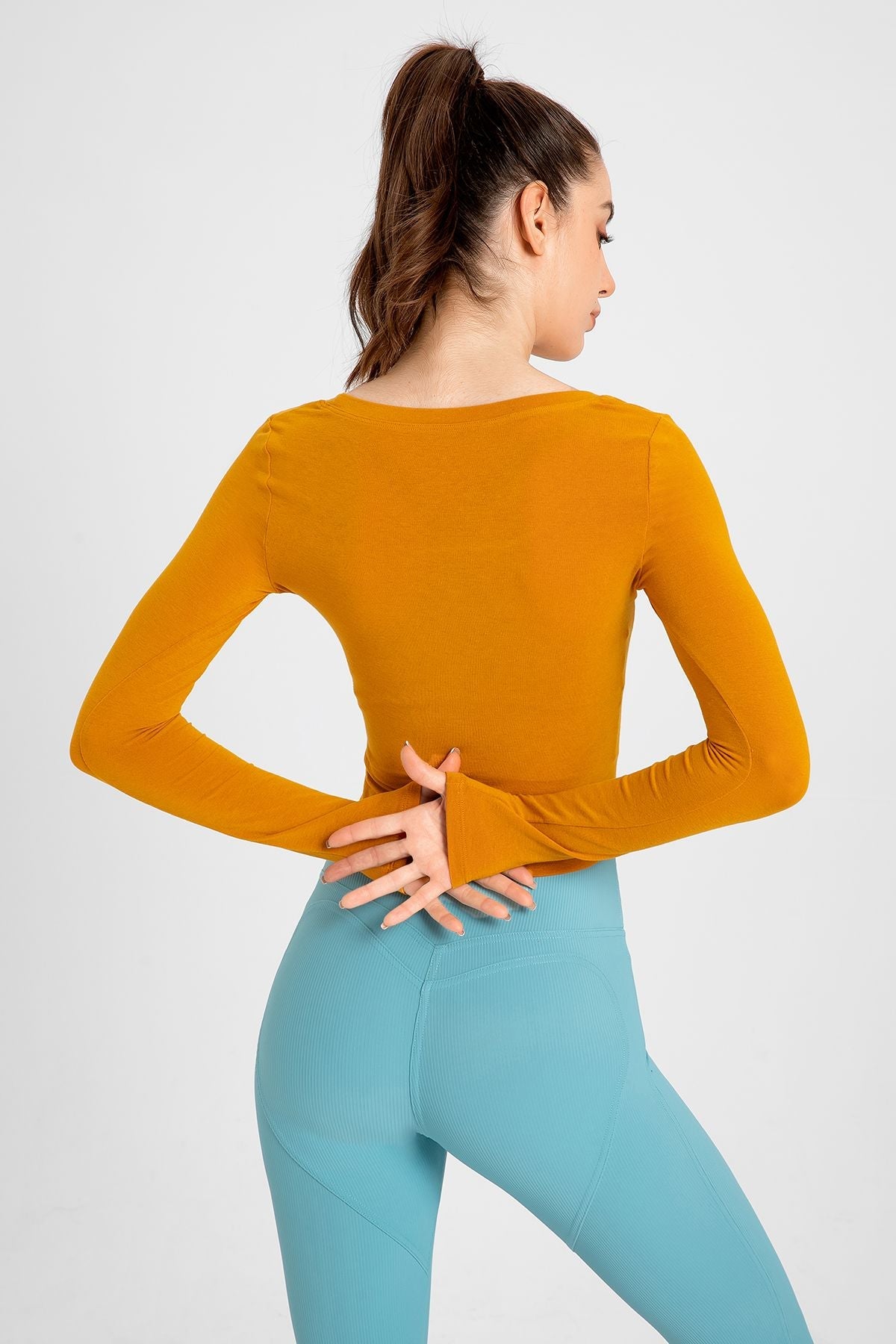 Side Ruched Long Sleeve Crop Top