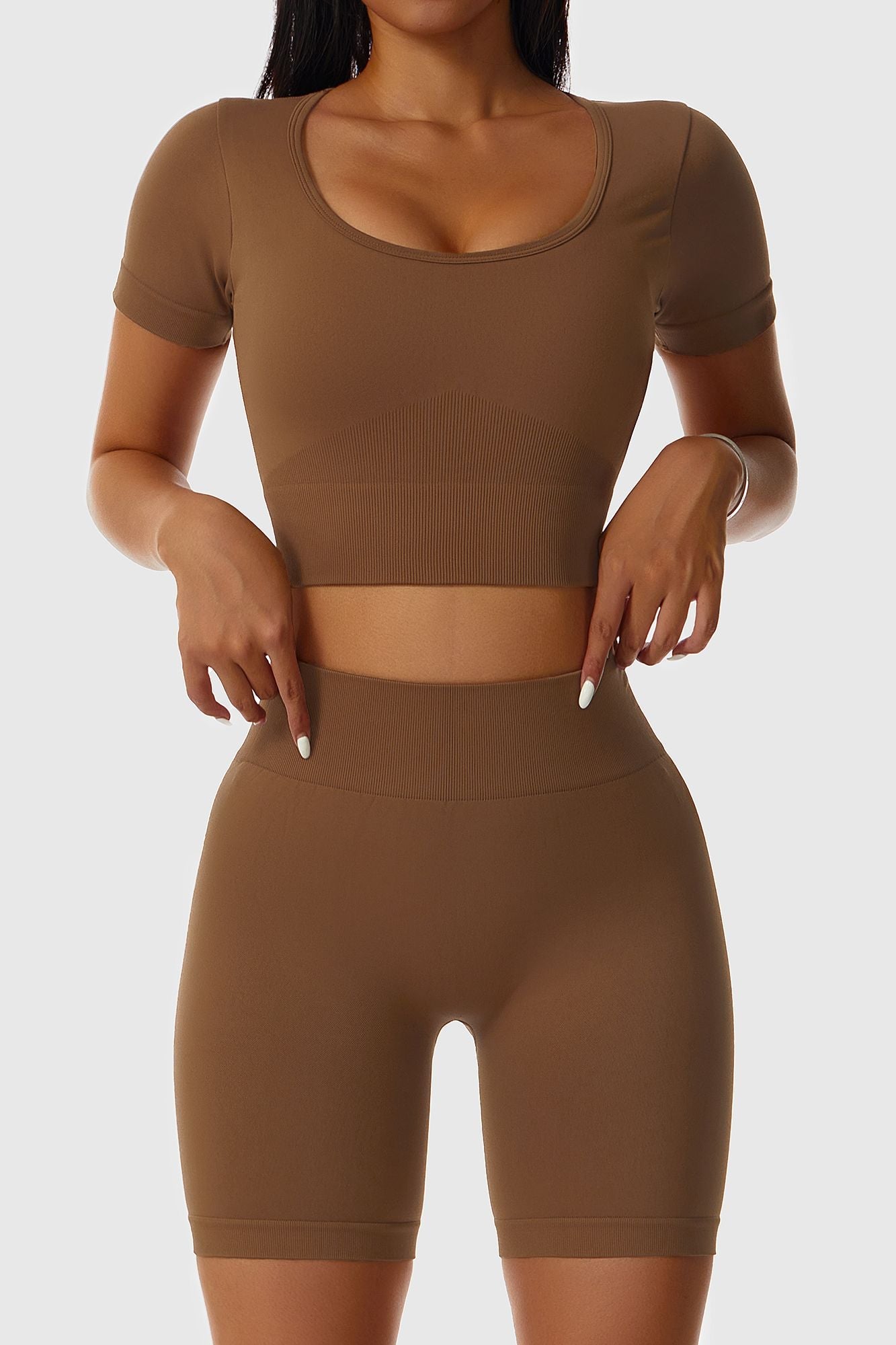 로우 스쿠프 넥 반팔 크롭 탑