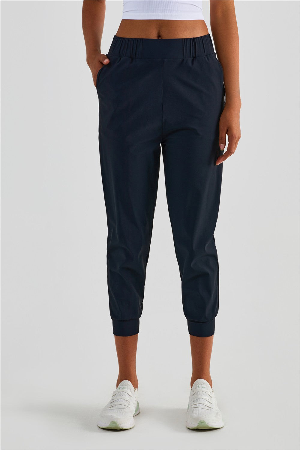 UPF 50+ Tapered Crop Pants with Pockets