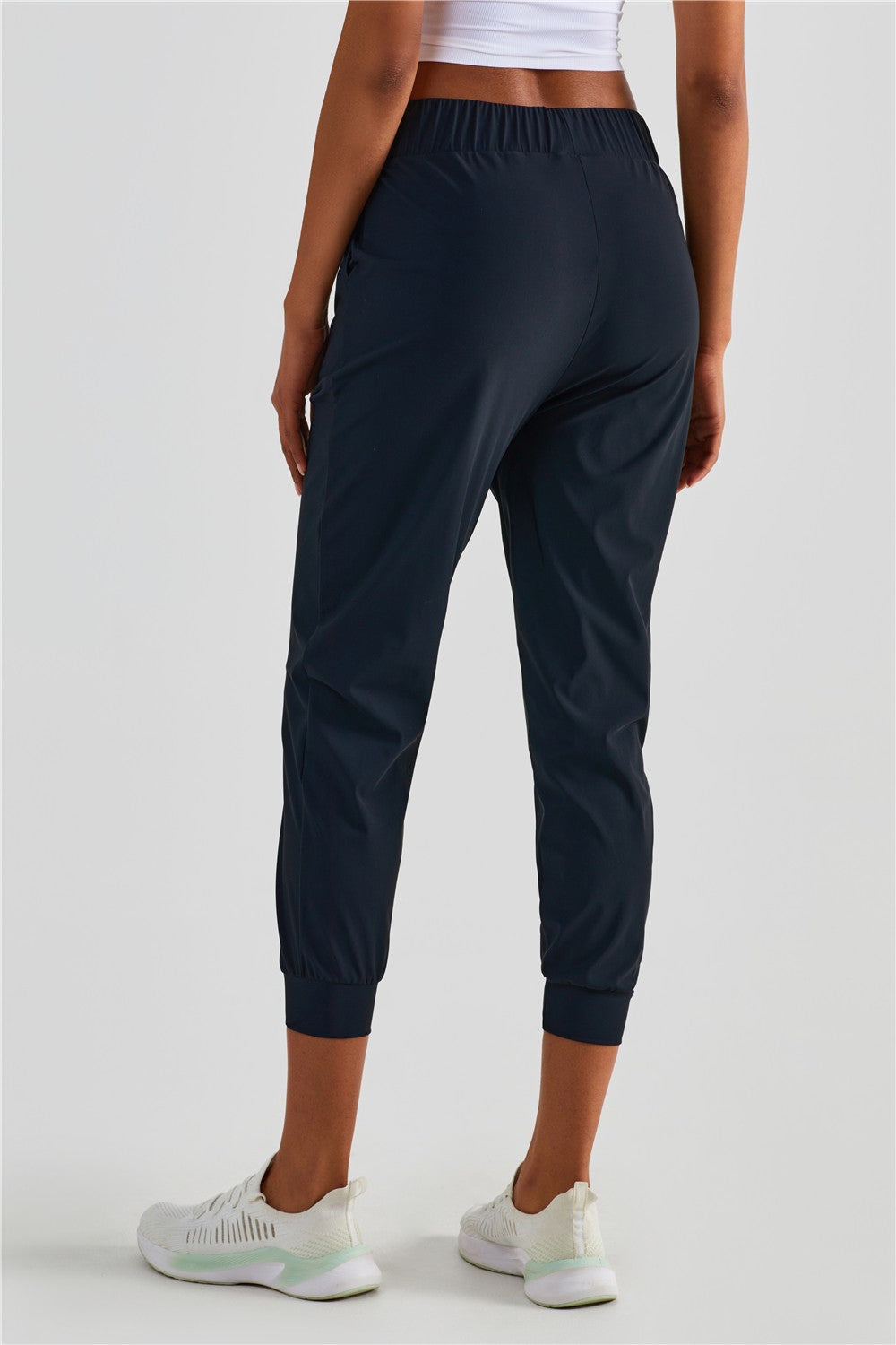 UPF 50+ Tapered Crop Pants with Pockets