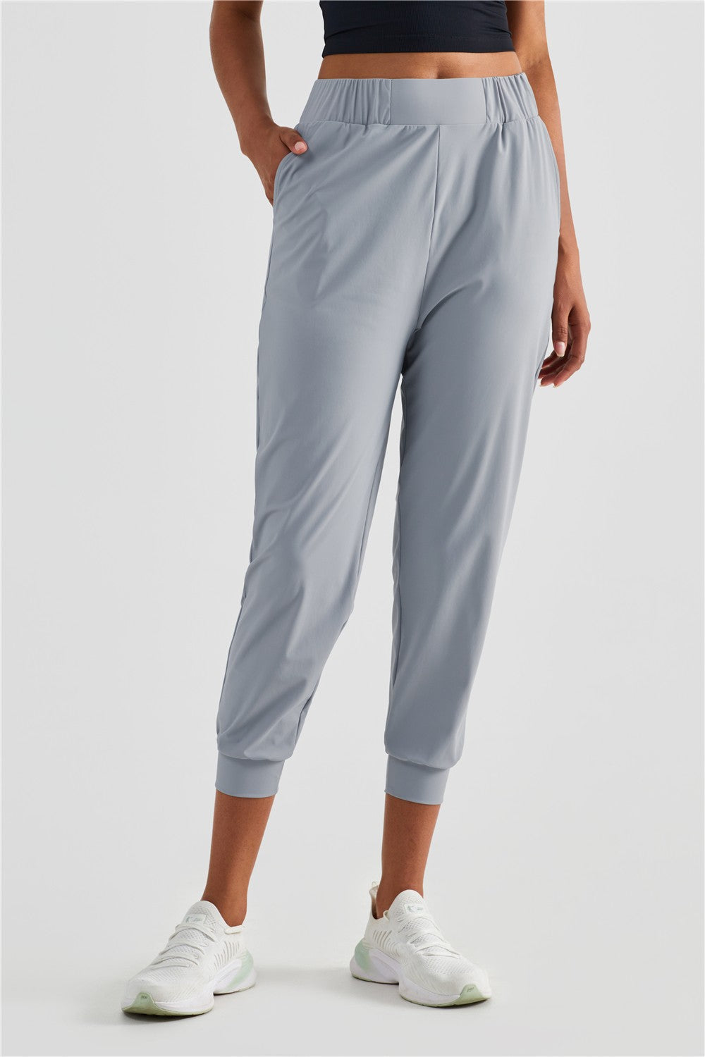 UPF 50+ Tapered Crop Pants with Pockets