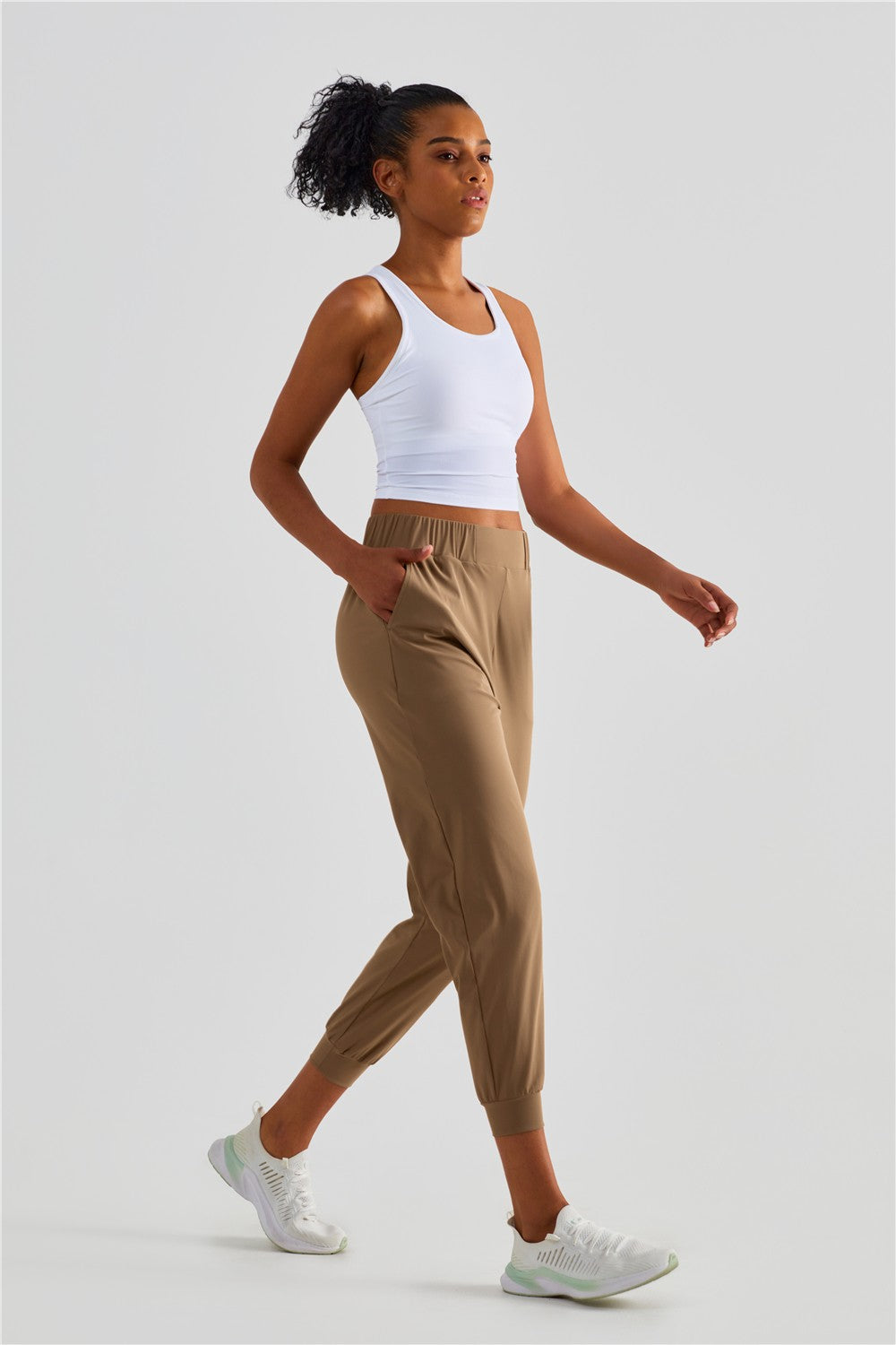 UPF 50+ Tapered Crop Pants with Pockets