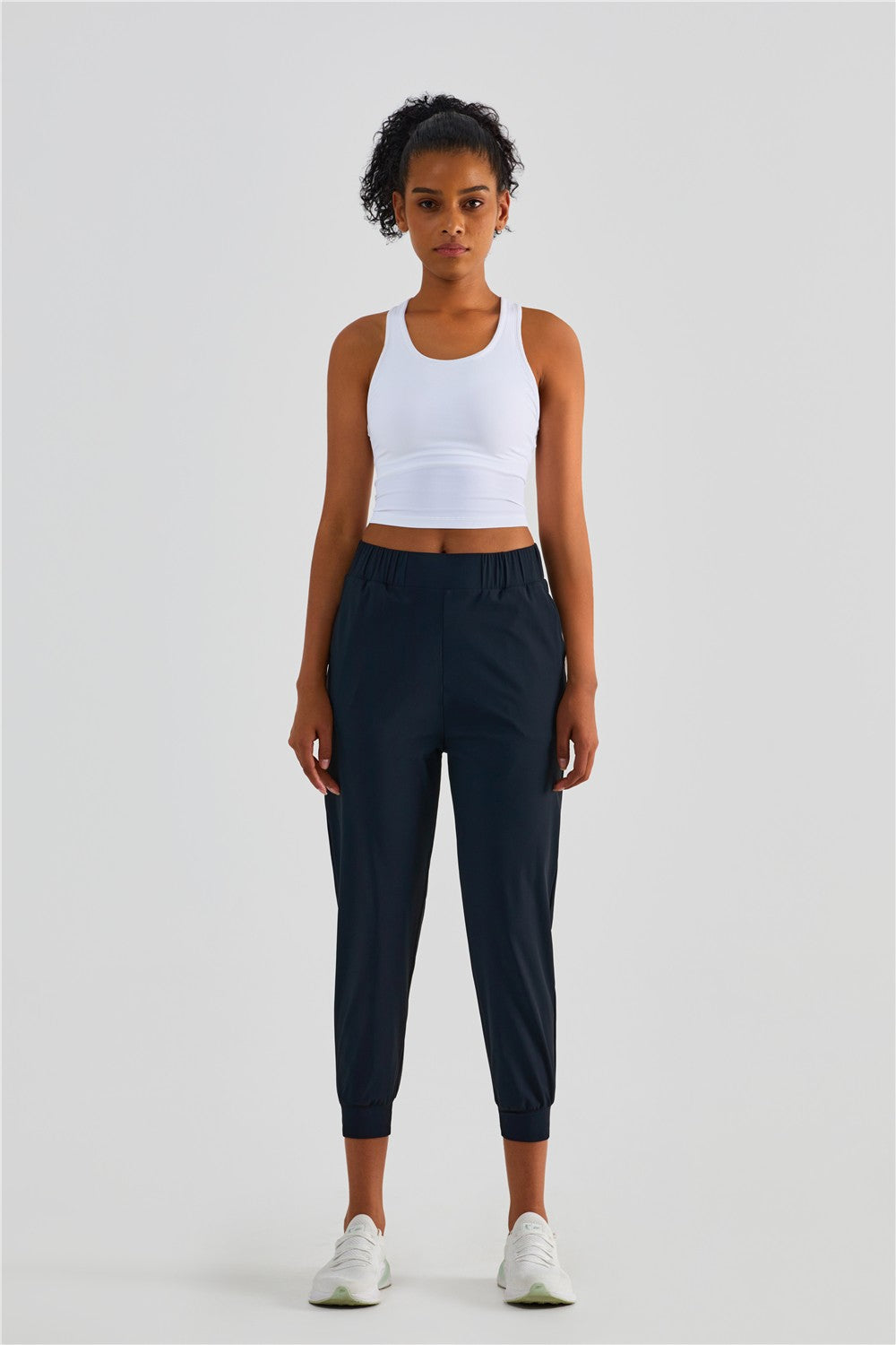 UPF 50+ Tapered Crop Pants with Pockets