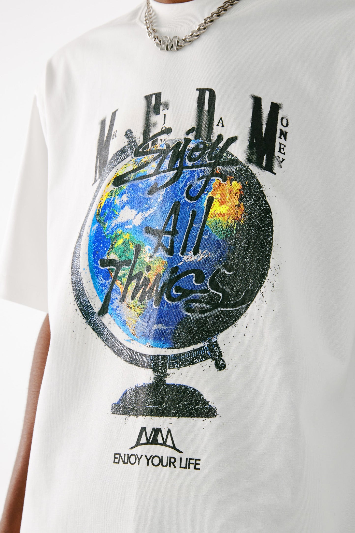 MEDM 글로브 티셔츠