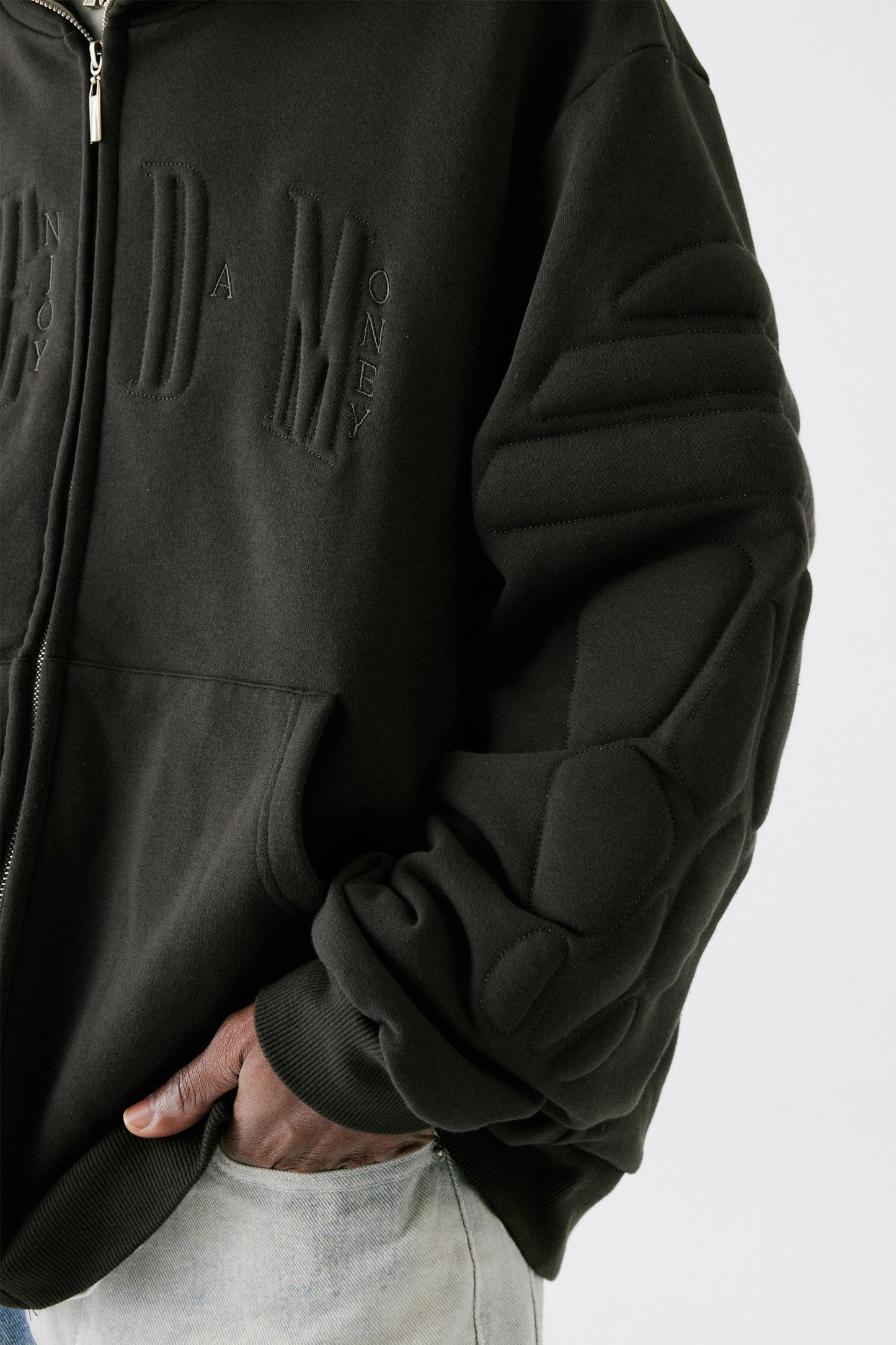 MEDM 3차원 집업 후디