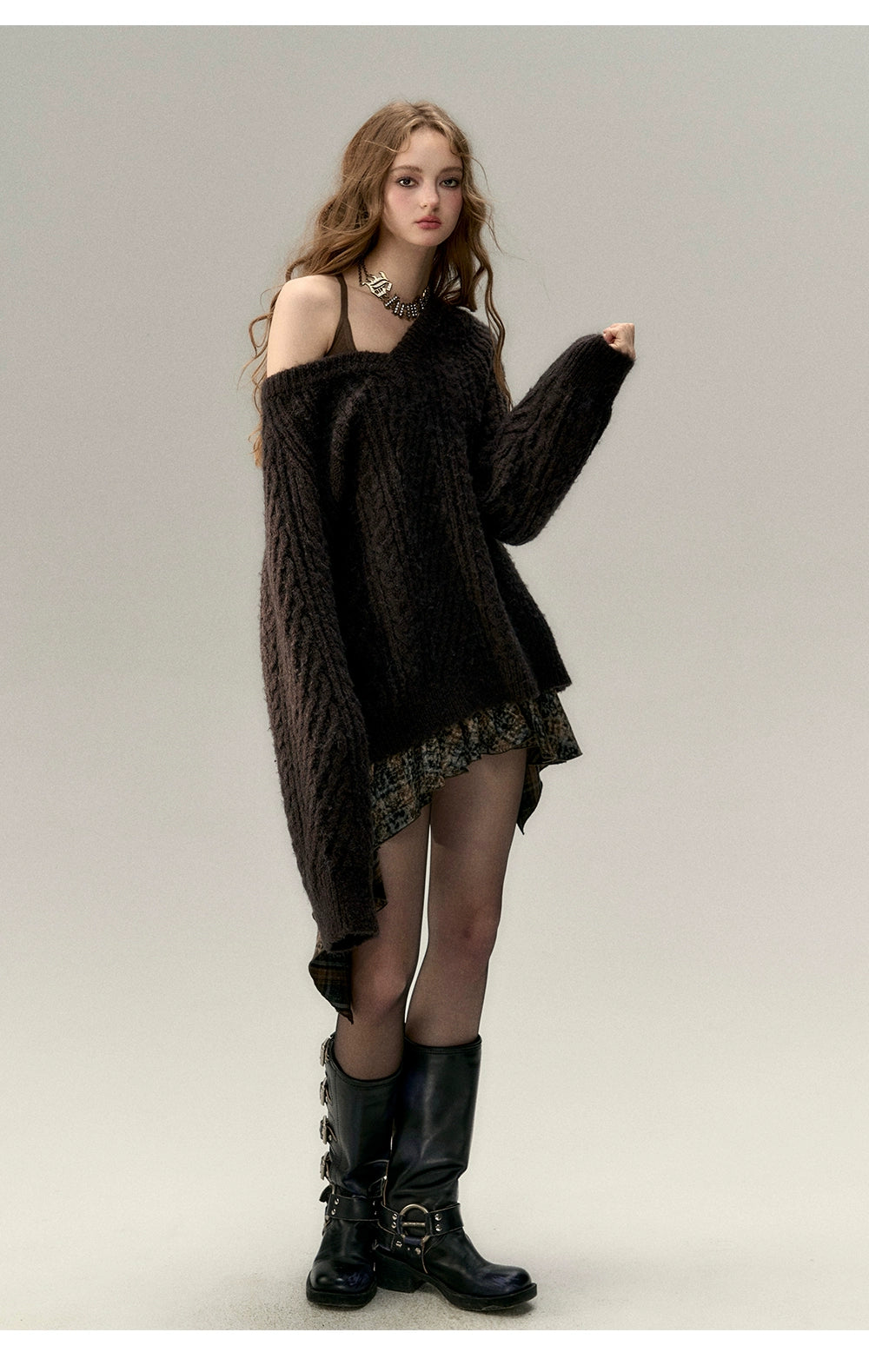 Reversible V-neck Knit Sweater